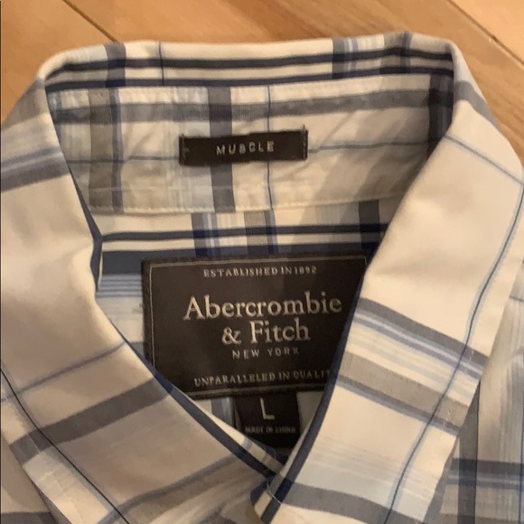 Abercrombie and Fitch Muscle button dress shirt - Picture 3 of 3